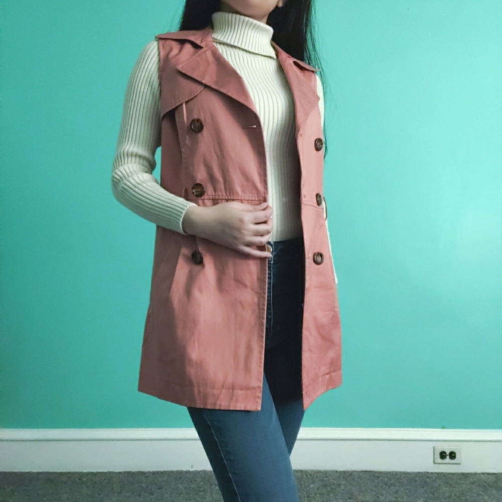 Double-Breast Sleeveless Blush Pink Trench Coat